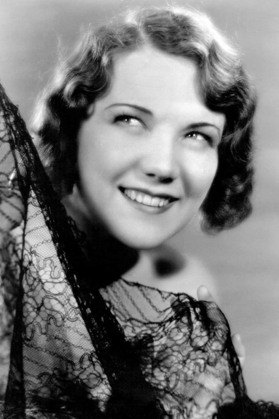 Bernice Claire as Virginia Rollins in Top Speed