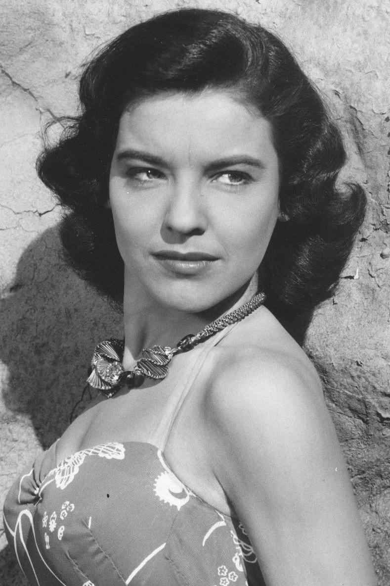 Sue England as Betty Maylor in City Across the River
