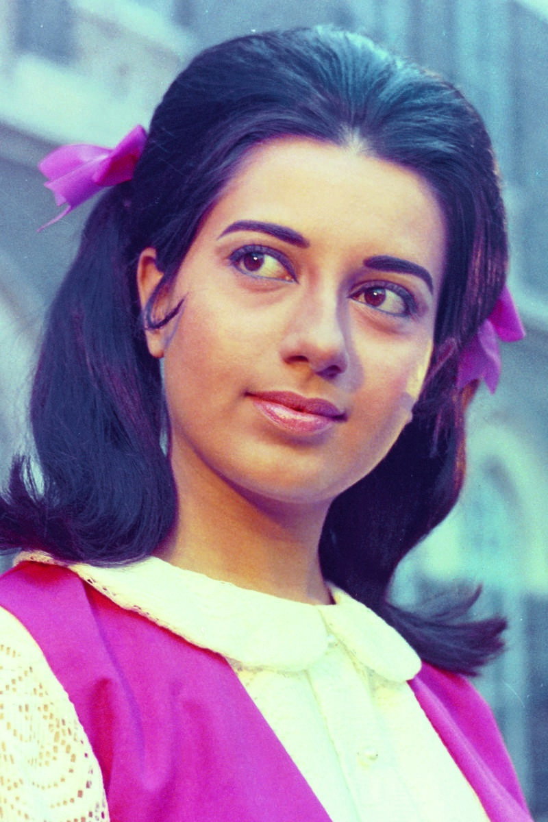 Babita Kapoor as Sapna Nath in Raaz