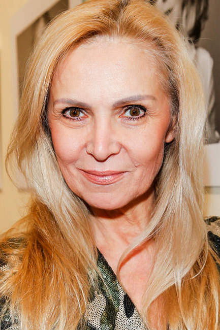 Sylwia Wysocka as Anna in Zad wielkiego wieloryba