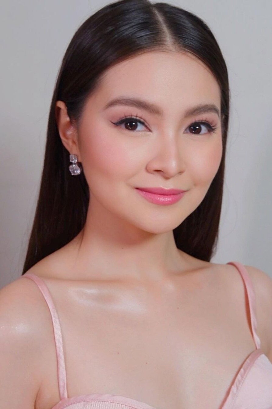 Barbie Forteza as Antoinette / Nita "Netnet" Raymundo in Nita Negrita