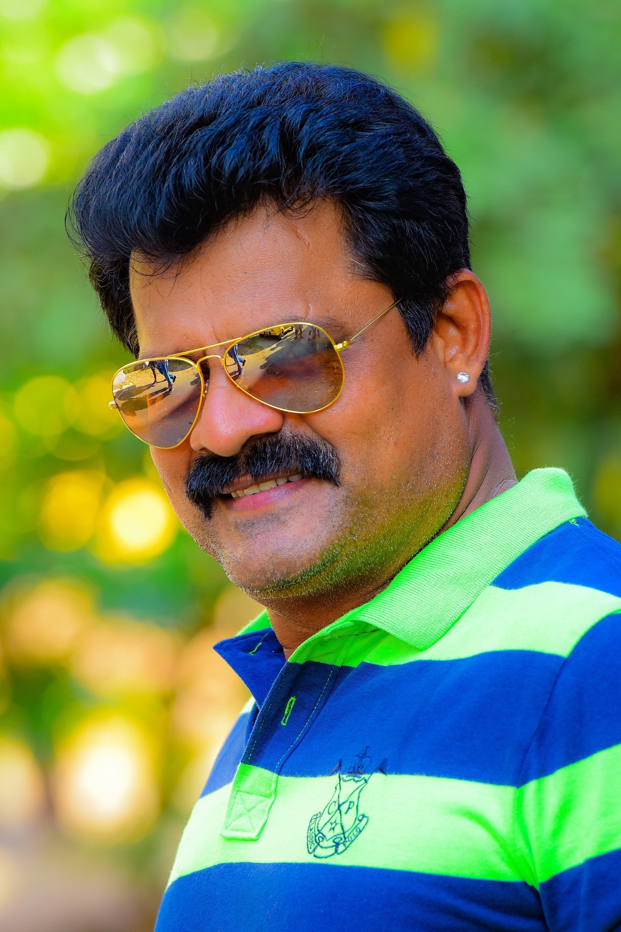 Bose Venkat as Shanmuga Sundaram in Brothers and Sisters