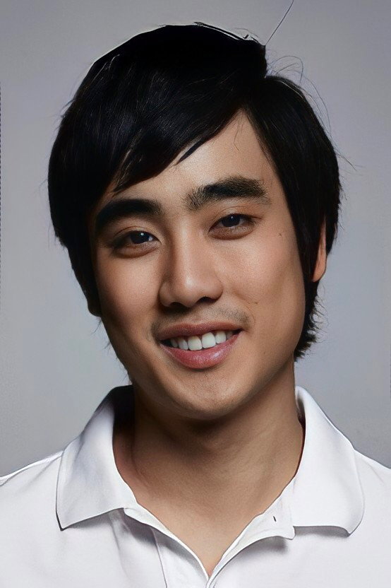 Jiravich Pongpaijit as Pakphoom in Mae Bia