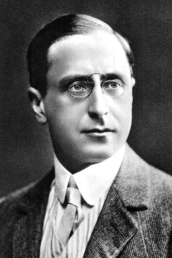 Jaro Fürth as Arzt in Dreaming Lips