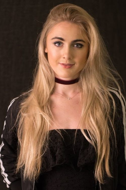 Emma Holzer as Lizzy in The Blackcoat's Daughter