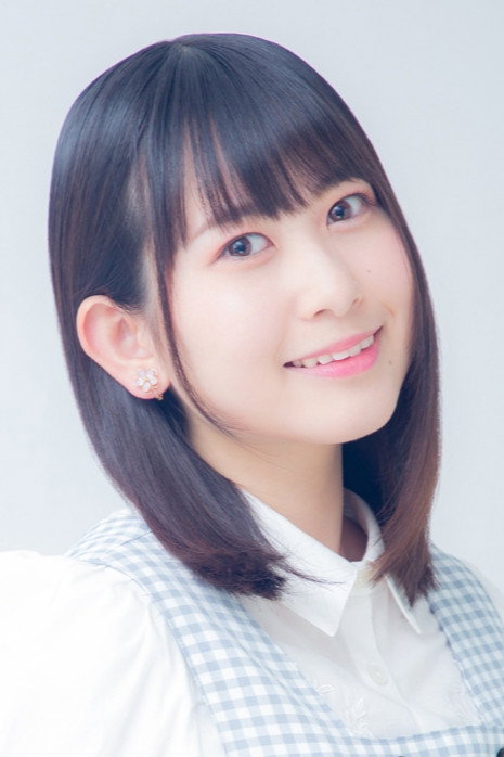 Shiori Hanaoka as Shiori (voice) in Idolls!