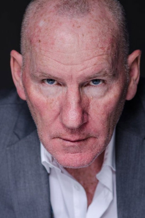 Robert Morgan as Peter "TNT" Thompson in Fire