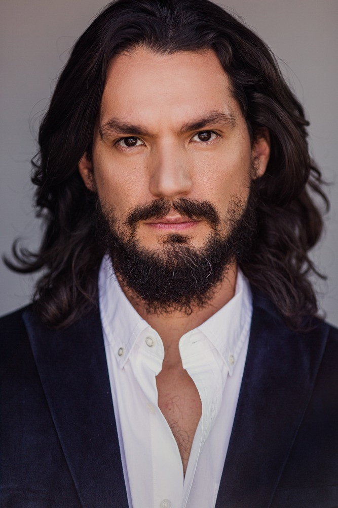 Victor Andres Trelles Turgeon as Diego Fernandez in Victor Lessard : Un pas dans l'ombre