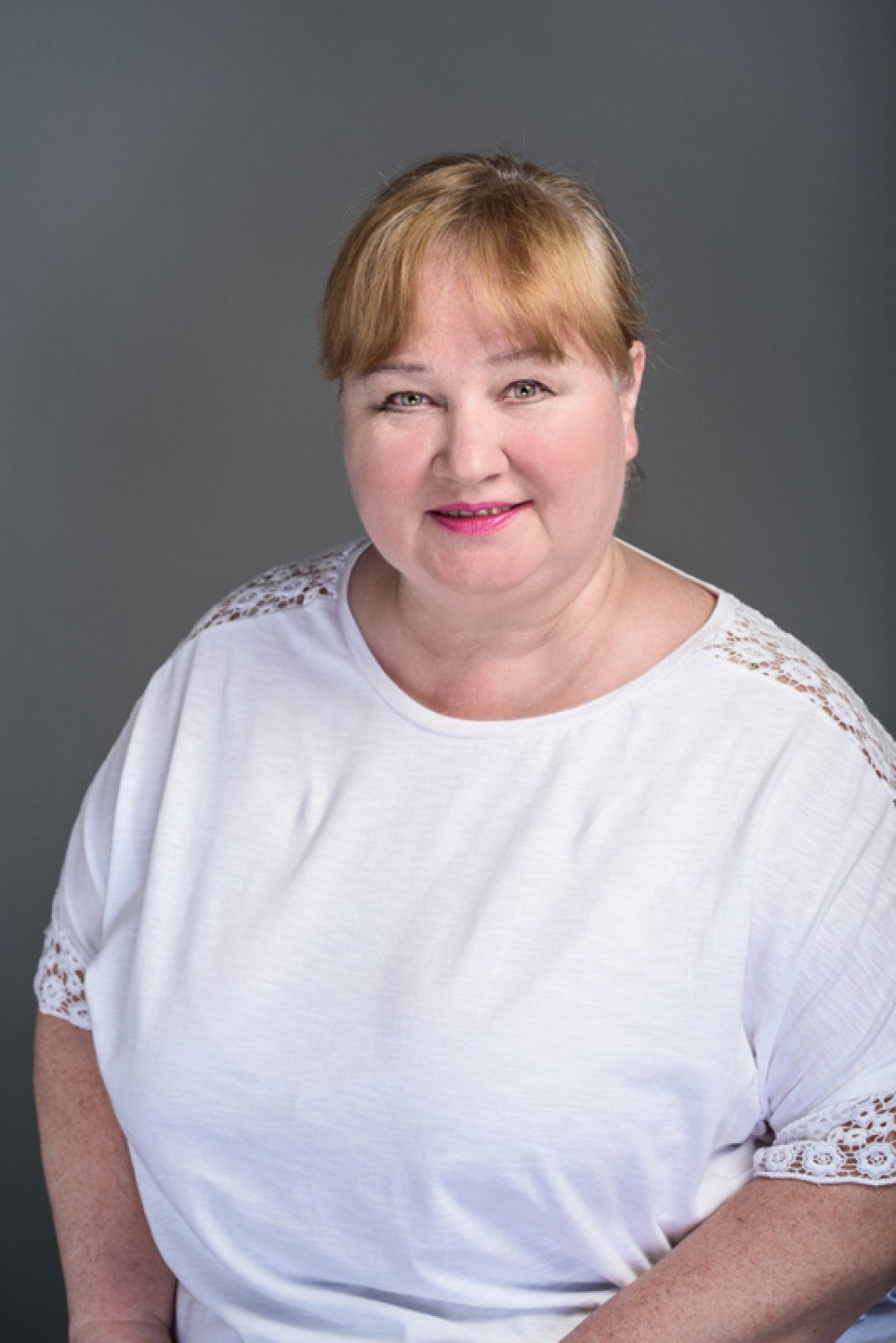 Éva Janisch as Kriszti in Elcserélt szerelem