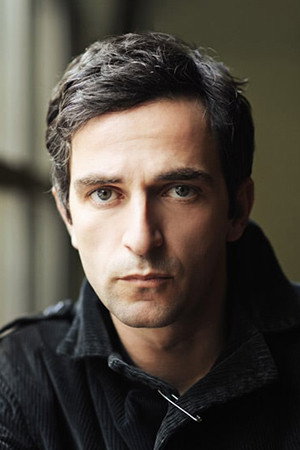 Άρης Σερβετάλης as Lazaros Karageorgopoulos in You are my other half