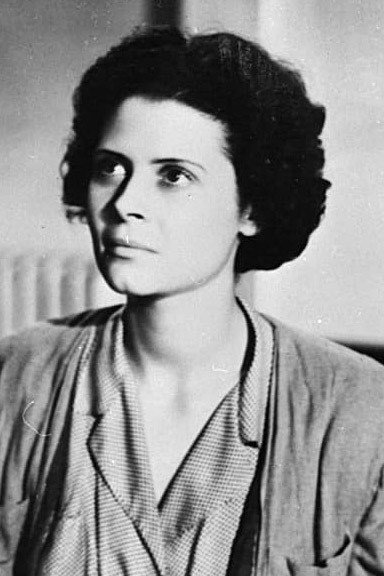Lianella Carell as Solange in A Free Woman
