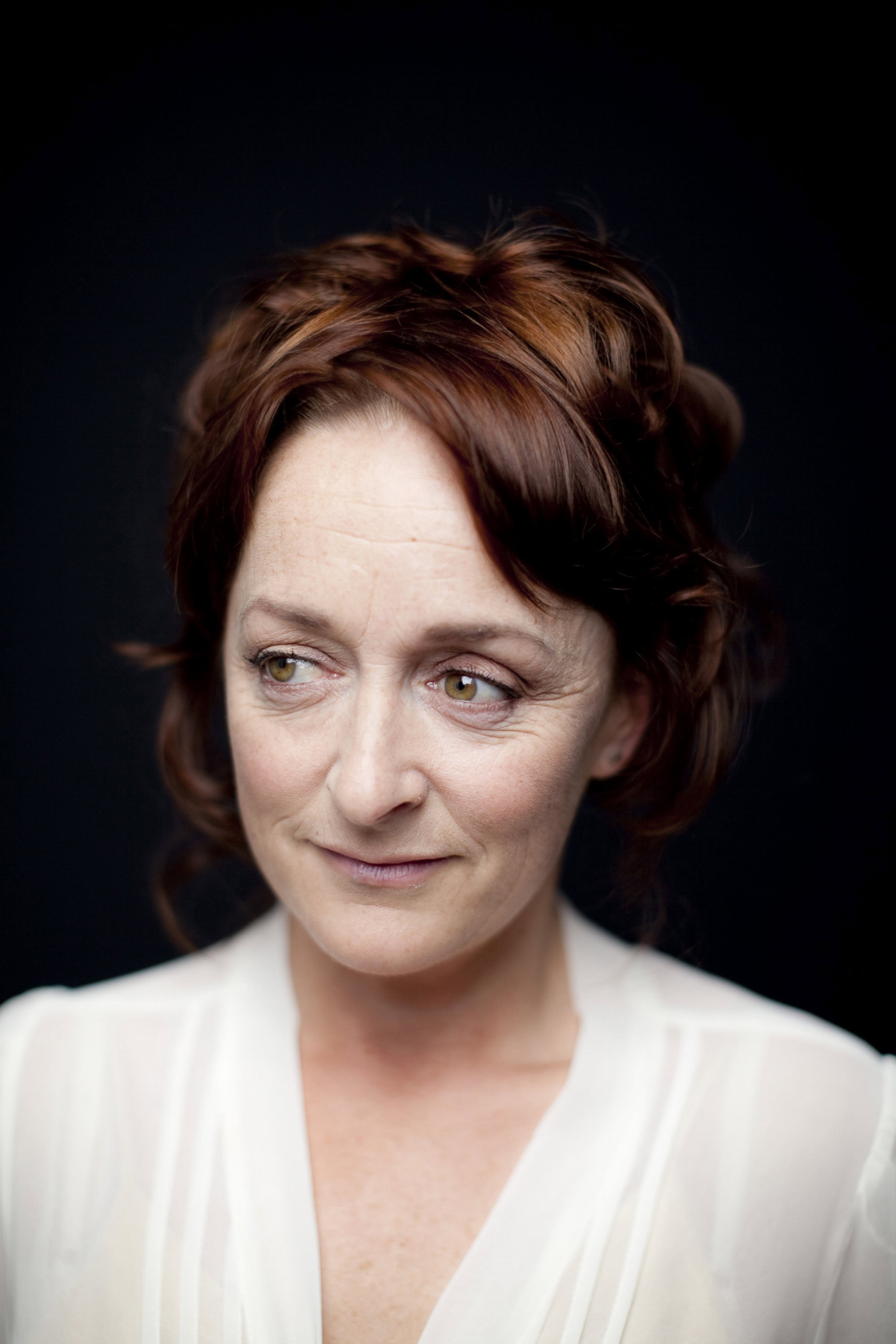 Barbara Bergin as Dolores in Darklands