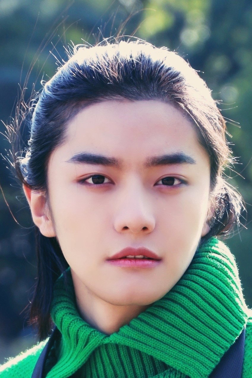 薛八一 as Gu Yao in Battle Through the Heaven