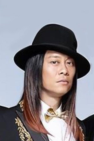 蔡一智 as Jing in Throw Down