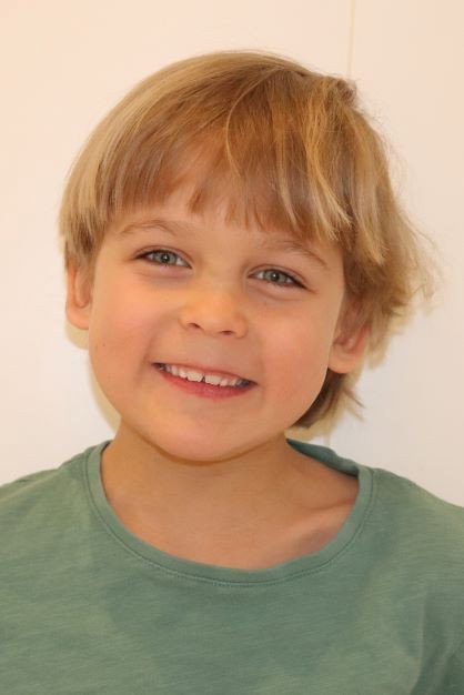 Sam Herrgård as Caspar Juhlin in Max Anger