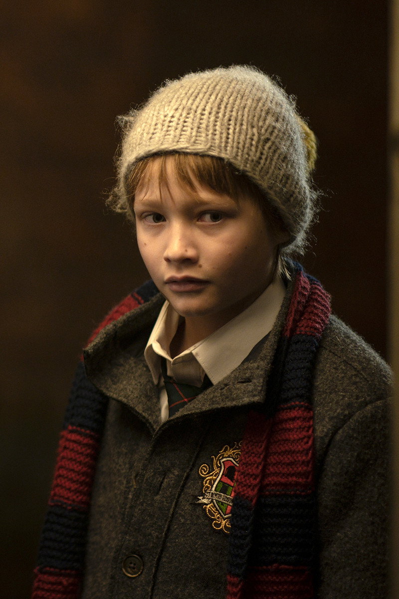 Bertil Karlshøj Truelsen Smith as Niels in Mysteriet på Bornholm