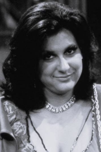 Jeannie Linero as Lola in Flush