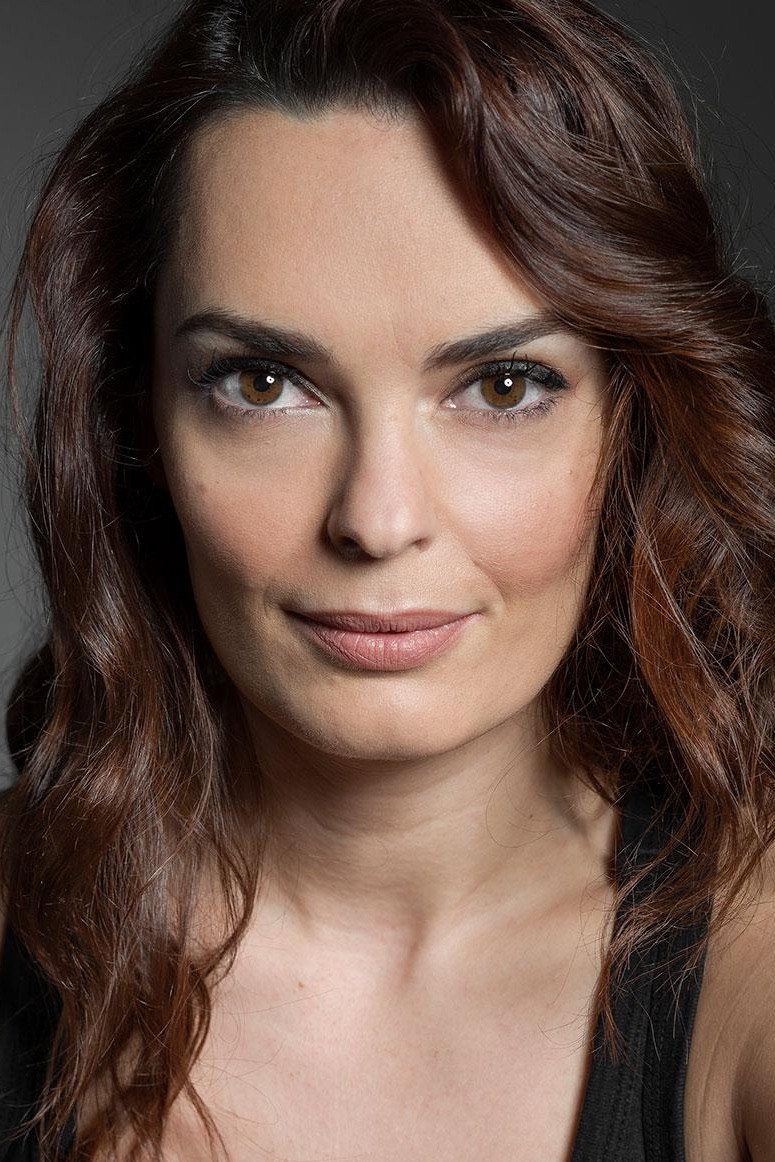 Melânia Gomes as Marta in Tu e Eu