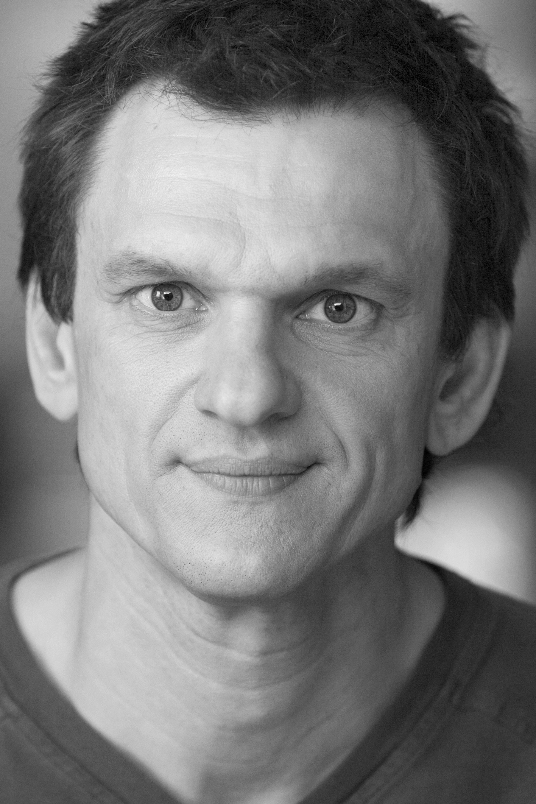 Alex Bisping as Gilbert in Pandora's Beauty