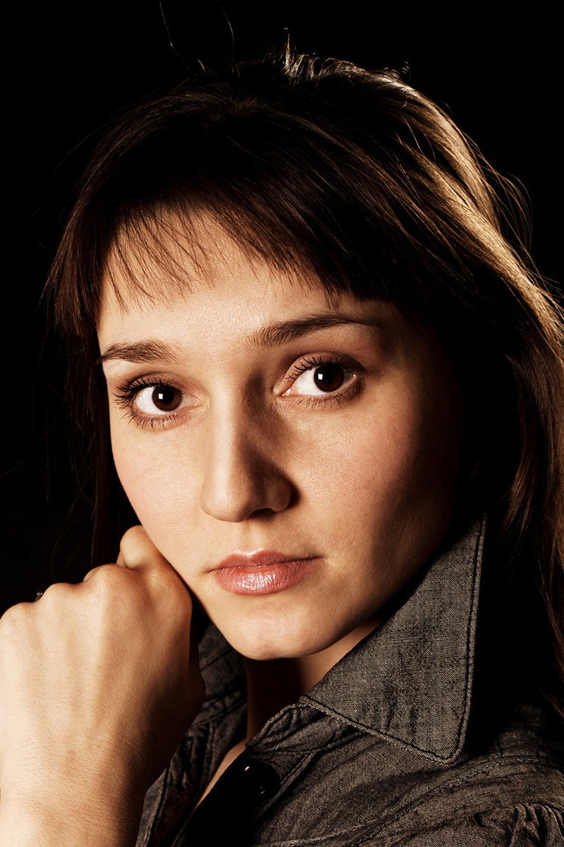 Marina Dren as Люся Митрохина in Борщи