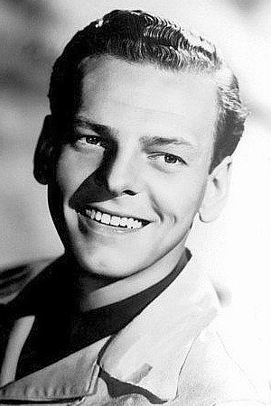 Ross Ford as Sam Ridgeway in Churchill at War