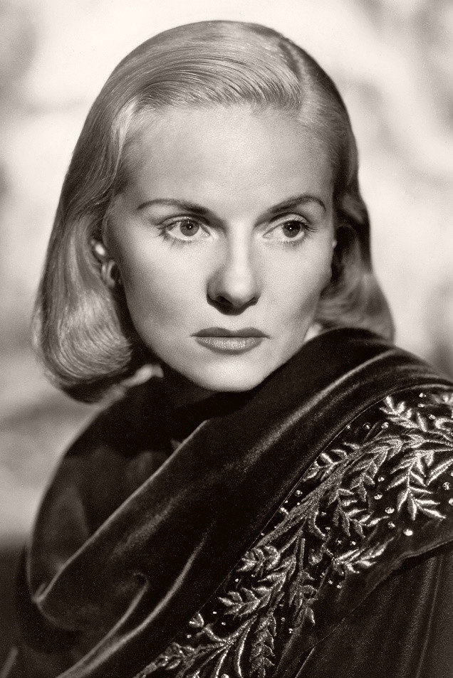 Ann Todd as Birdy Wemys in The Fiend