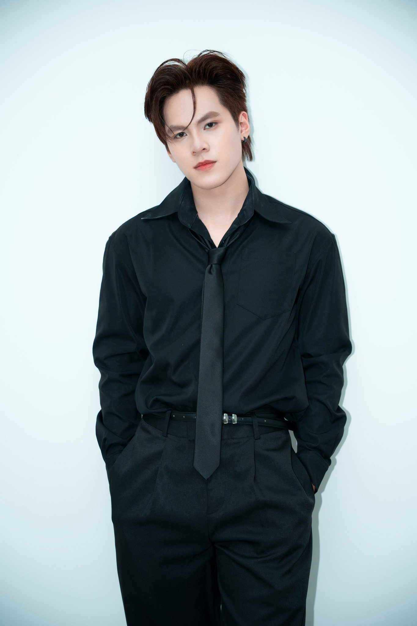 O.D as Self - Contestant in Show It All Vietnam