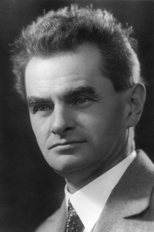 Alois Dvorský as (segment "Jak se kalí ocel") in A Place in the Crowd