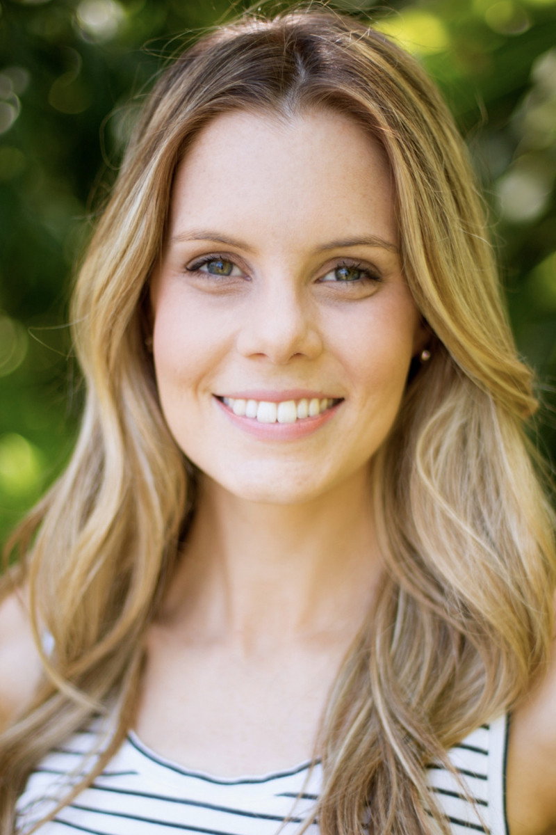 Greta Carew-Johns as Julia in The Pregnancy Scheme