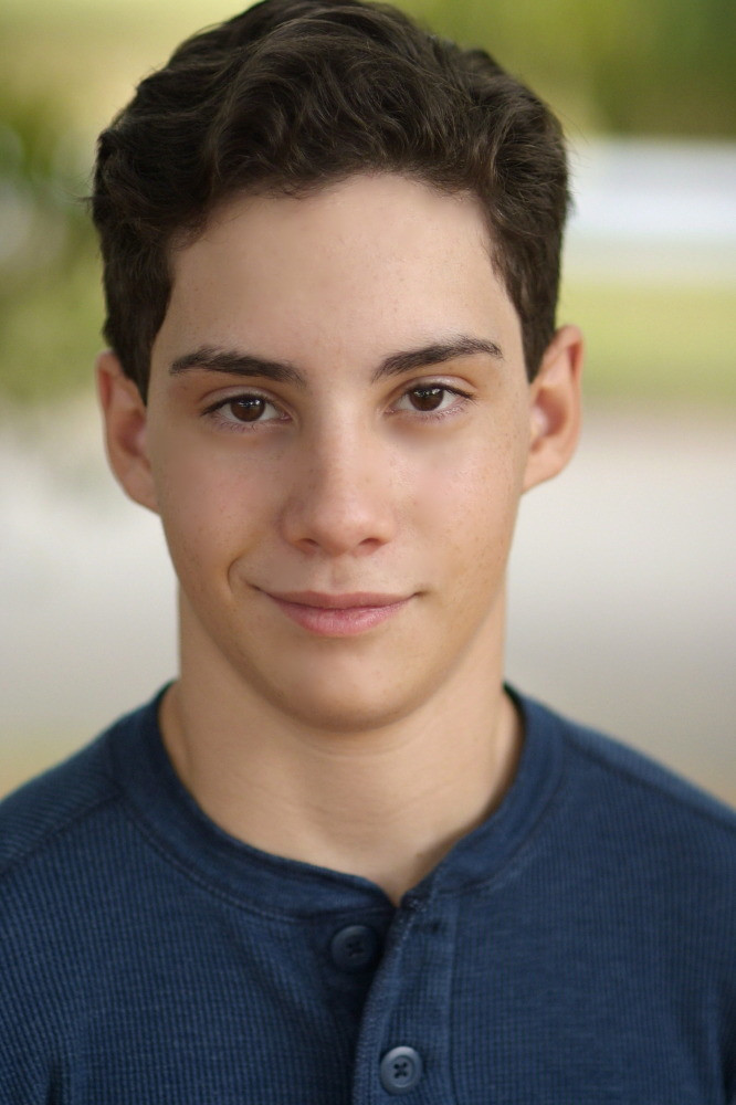 John D'Leo as Warren Blake in The Family