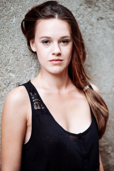 Beatrice Rubica as Olga in Daravela