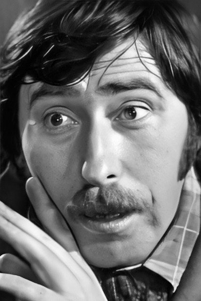 Vladimir Korovkin as Молотков in The Key
