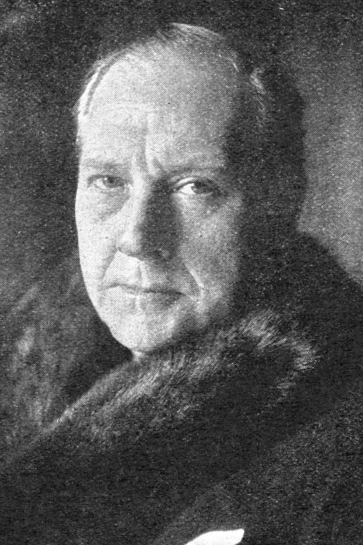 Arnold Korff as George Whist in Nights of Terror