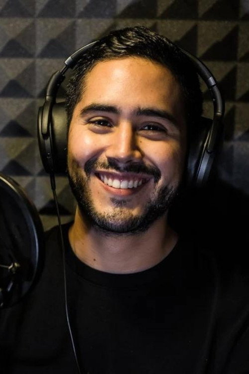Jorge Lemus as Bobby Colorado (voice) in Los Colorado
