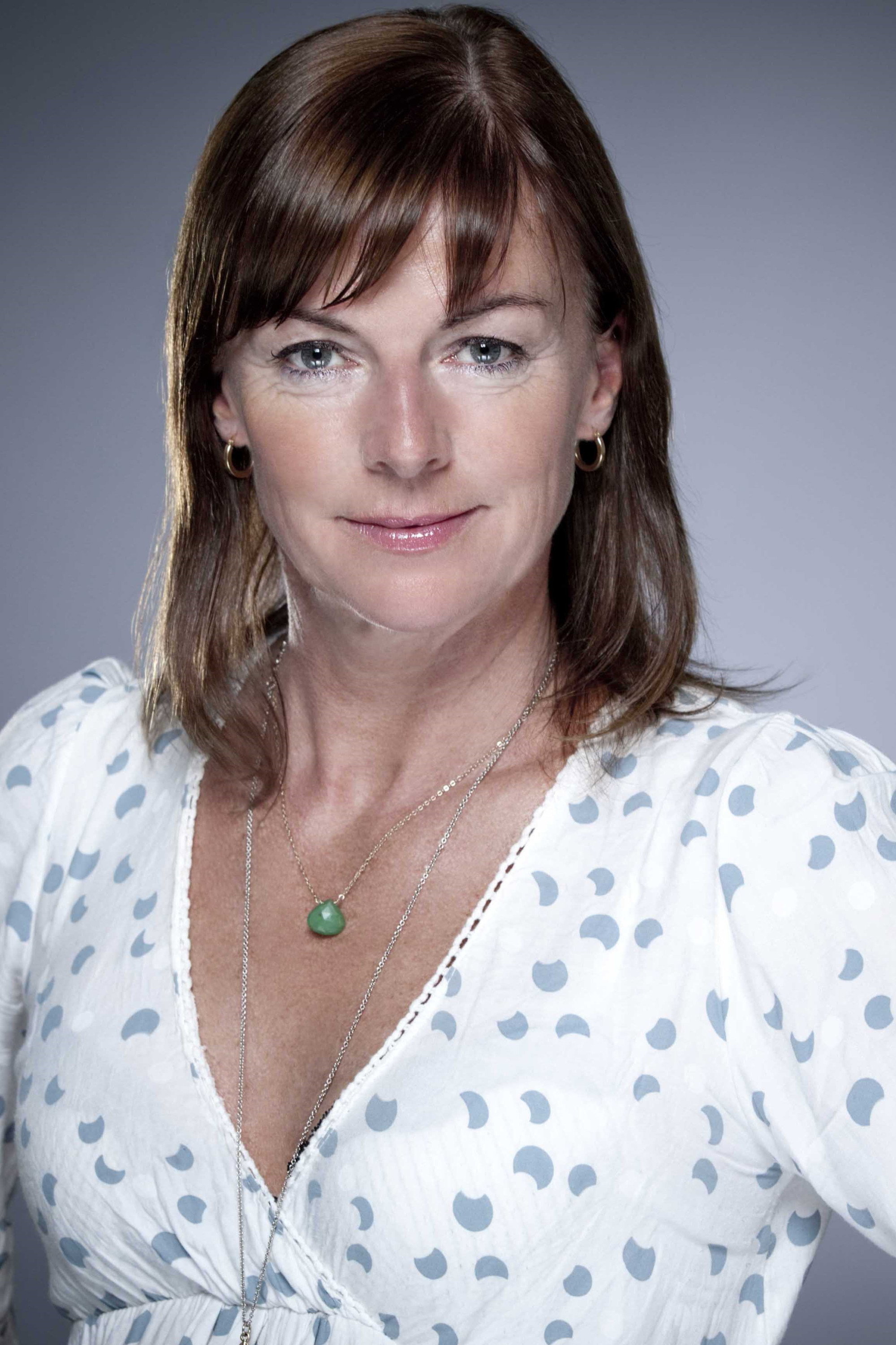 Doon Mackichan as Faith in Bedtime