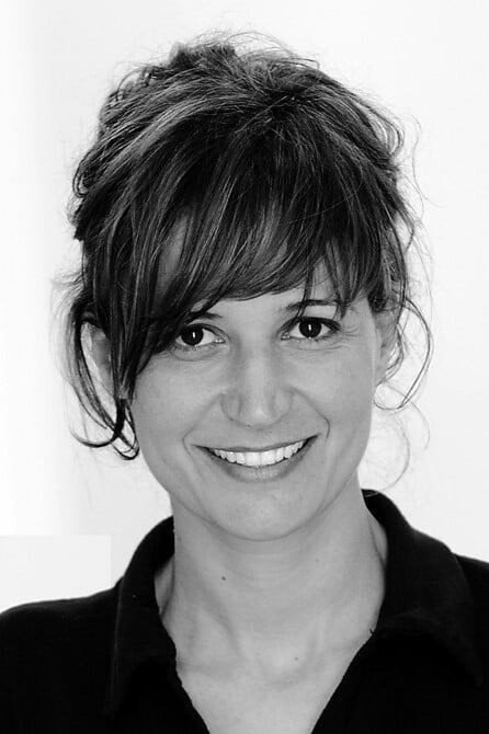 Sílvia Bel as Rodri's Mother in Live Is Life