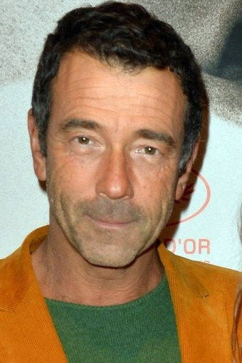 Jean-Marie Juan as Antoine Veyron-Lafitte in Le Don d'Adèle