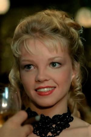 Jennifer Inch as Linnie in State Park
