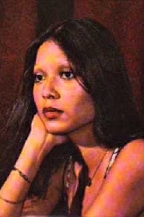 Noor Kumalasari as Mona in Abang