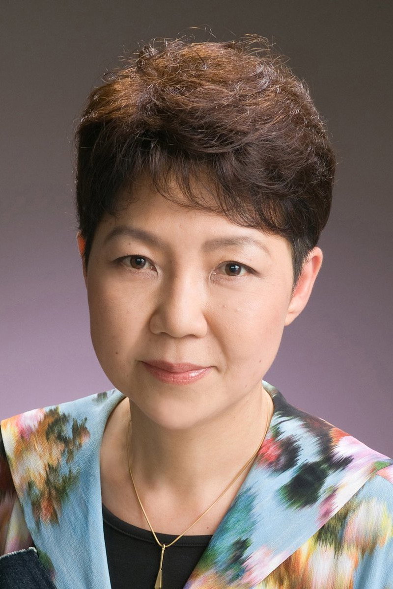 宮沢きよこ as Iwa Miyagawa in Aki no Kanade
