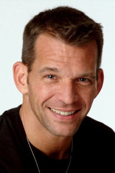 Tom Judson as Max in Starrbooty