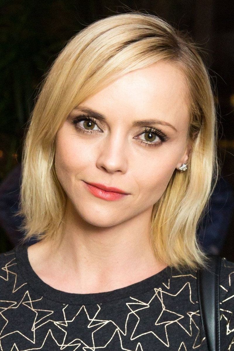 Christina Ricci as Dino Chalmers in Around the Block