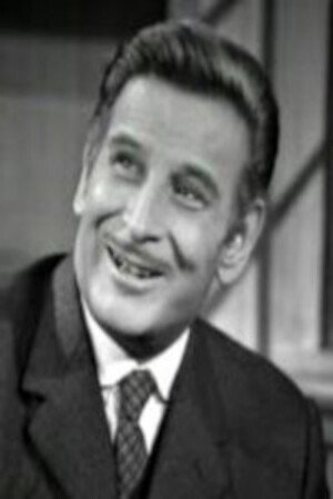 Rafael Navarro as Vidriales in La coquito