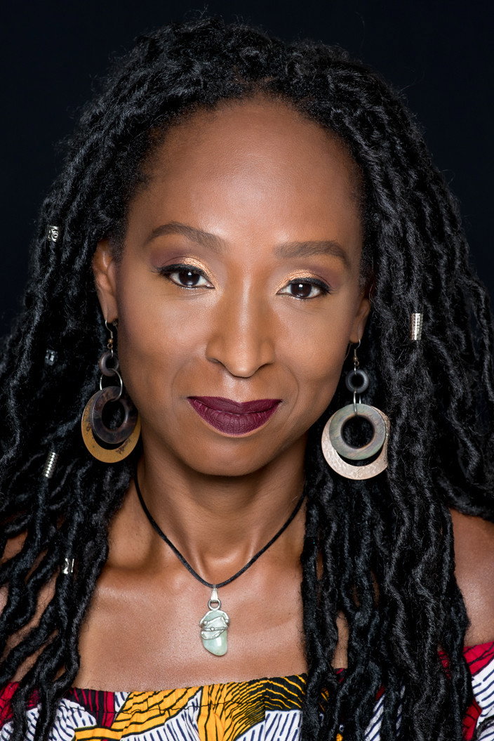 Adetoro Makinde as Bisi in In Time