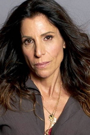אורנה בנאי as Duchi in Traitor