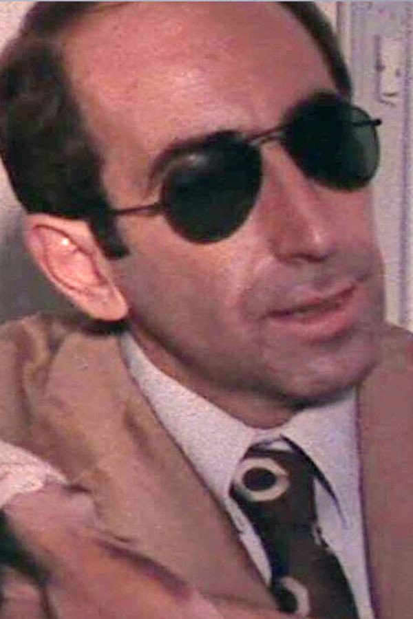 Félix Rotaeta as Policeman / Juan in Pepi, Luci, Bom y otras chicas del montón