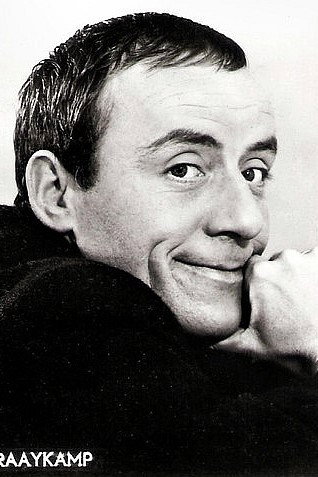 Johnny Kraaijkamp Sr. as Herman Onno Faber in Laat maar zitten
