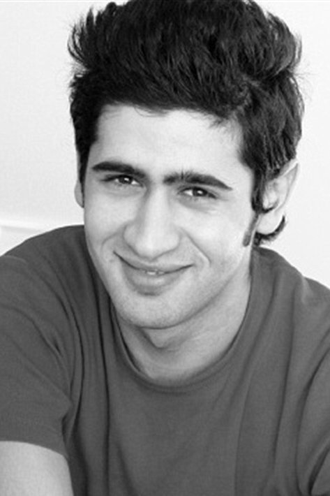Mayel Elhajaoui as Vincent in Seylan & Cindy