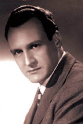 Luis Sagi Vela as Pablo (singing voice) in Maruxa