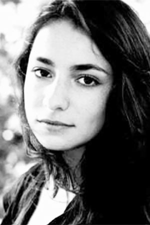Jessica Manley as Miriam in Veils